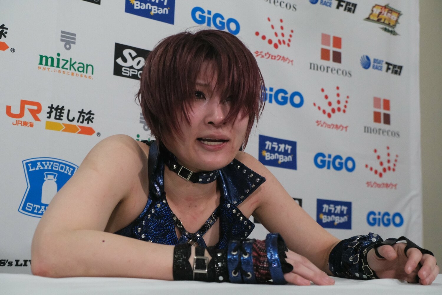 インタビュースペースでの安納は「私は諦めないから」　©Norihiro Hashimoto