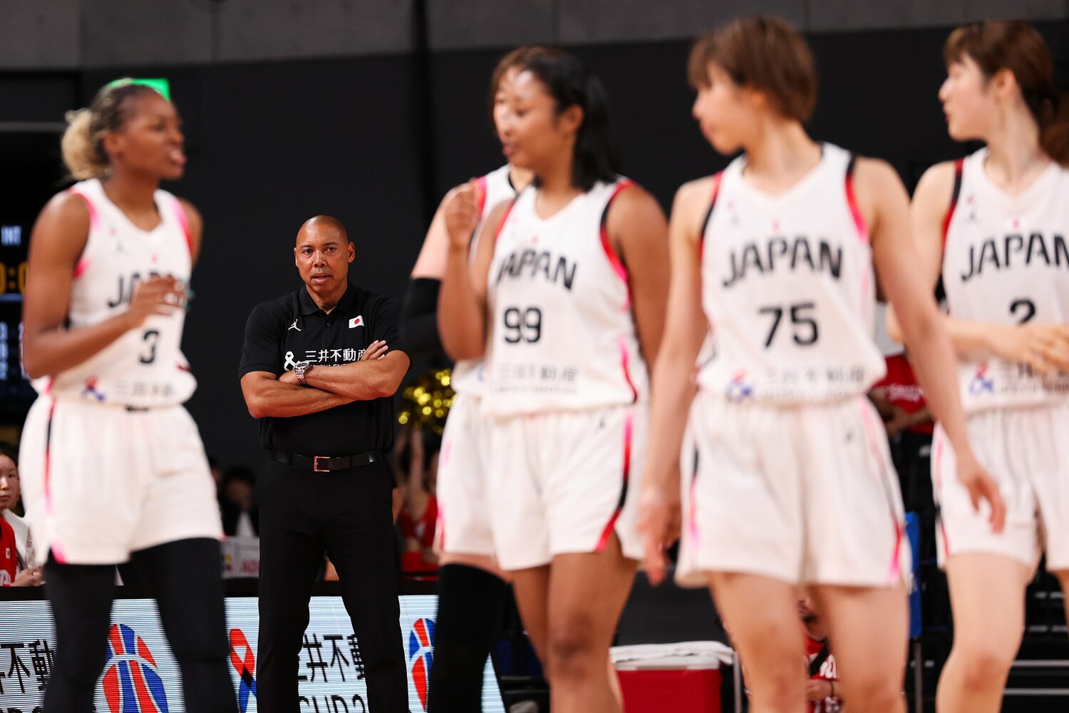 今年2月にバスケットボール女子日本代表HCに就任したコーリー・ゲインズ　©︎Takashi Aoyama/Getty Images