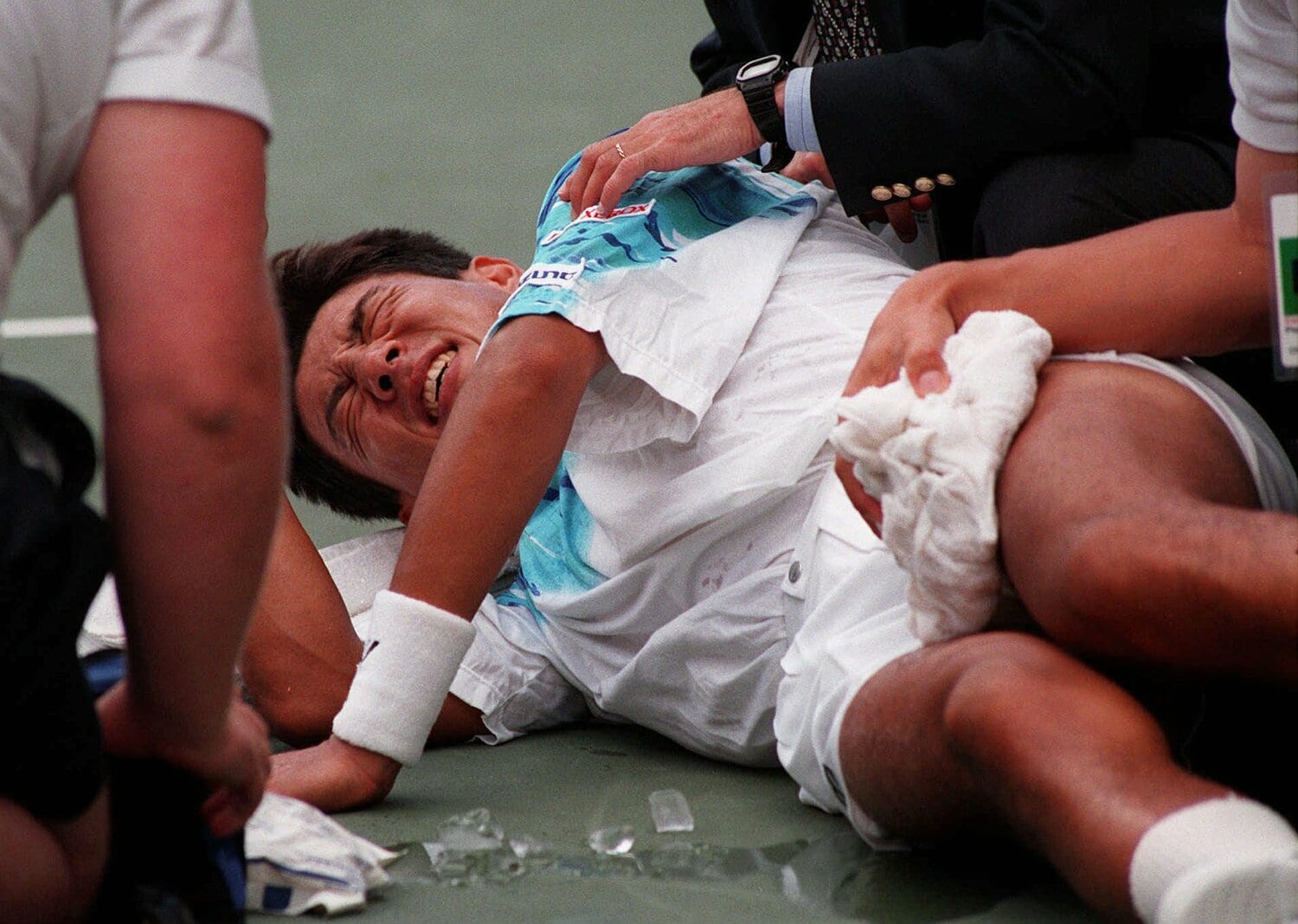 ウィンブルの後の全米オープンでは、再び足の痙攣で途中棄権を余儀なくされた　©AFLO