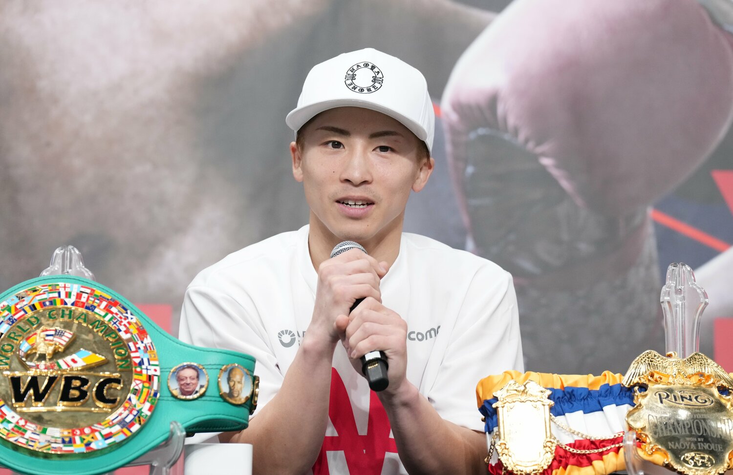 試合直後の会見で「どっと疲れた。正直きつかった」と本音を吐露した井上尚弥 ©Naoki Fukuda