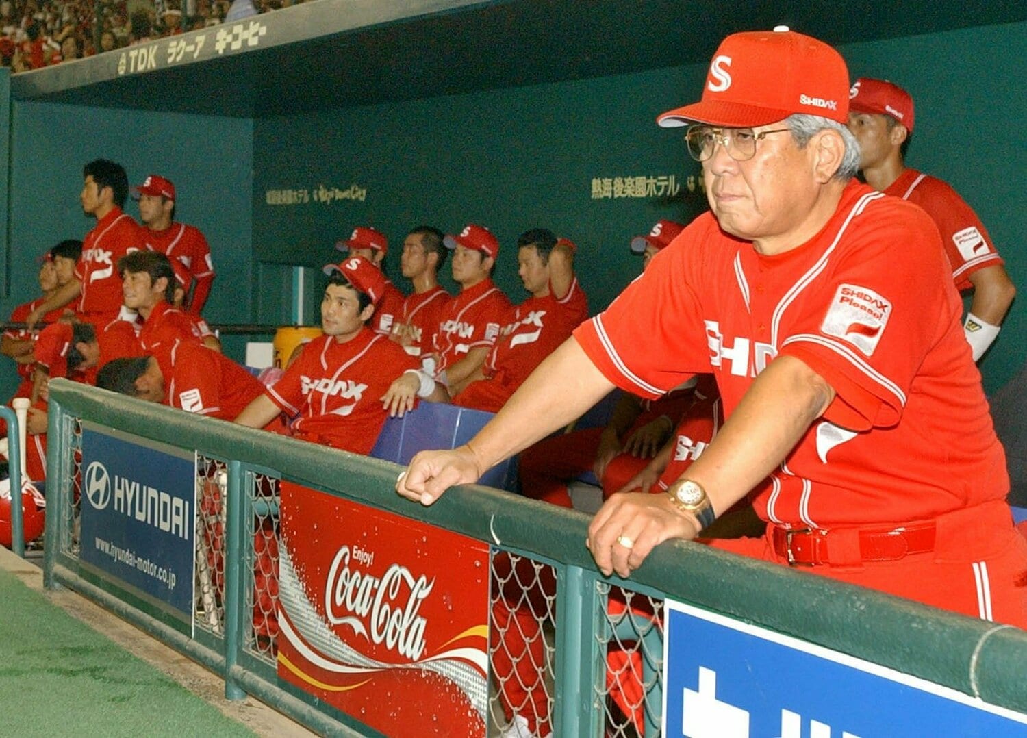 2003年の都市対抗野球決勝、野村克也率いるシダックスは三菱ふそう川崎に逆転負けを喫した　©JIJI PRESS