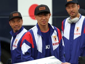 「“最年長”39歳長友佑都にも愛される“最年少”21歳塩貝健人」W杯現地記者が明かす、意外な人間関係「塩貝は先輩に手料理のパスタを振る舞うことも…」