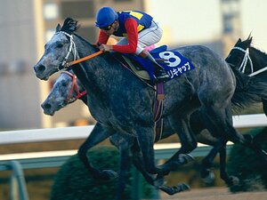 競馬全盛期の立役者、オグリキャップ逝く。