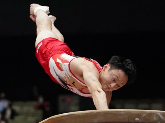 ＜世界体操＞内村航平に0.001点差で五輪を逃した男、米倉英信が「航平さんと2人で金メダル」を目指すワケ＜Number Web＞ photograph by Getty Images