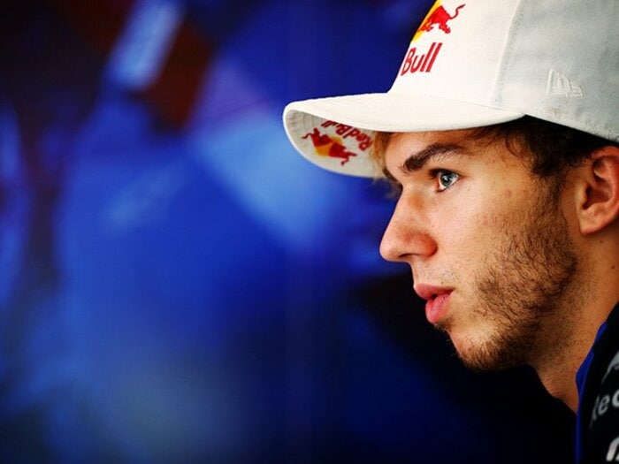 大きなチャンスつかんだF1界の俊英、P・ガスリーの笑顔と闘志。＜Number Web＞ photograph by Noriaki Mitsuhashi