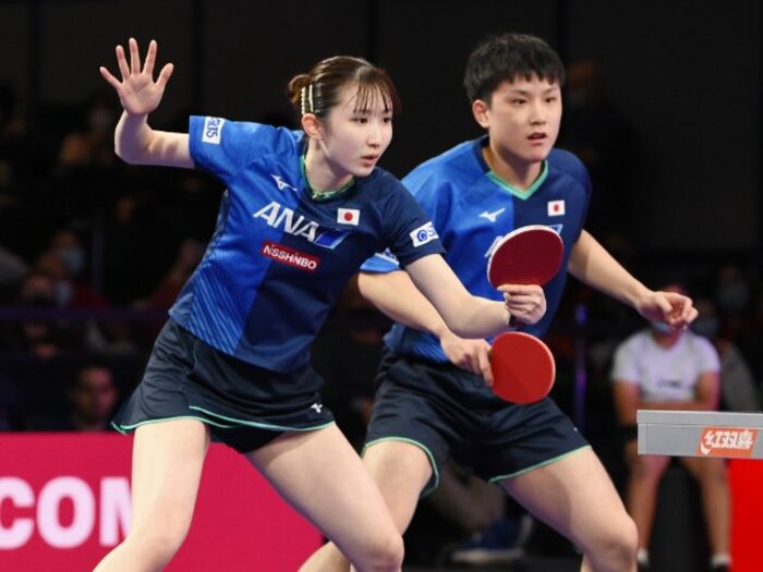 《世界選手権で2つの銀》「女子」も「混合」も得意種目！ 卓球・早田ひながダブルスで力を発揮できるワケ＜Number Web＞ photograph by AFLO