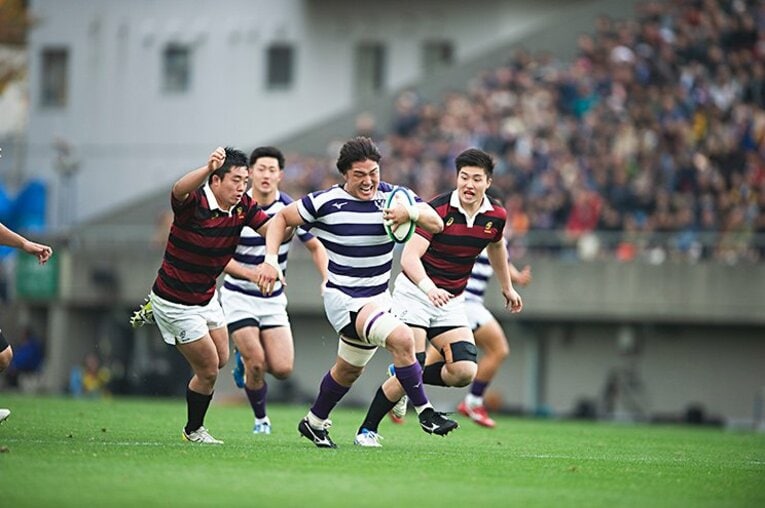 アタックでもディフェンスでも、機敏な動きできっちりと仕事をこなす　©Yuki Suenaga