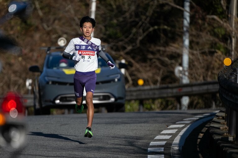 6区の1年生・伊藤蒼唯、レース後、目標タイムは58分30秒だったと区間賞のルーキーは語った　©Nanae Suzuki