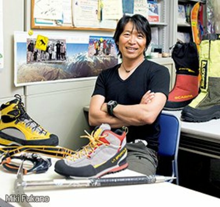 近藤謙司　Kenji Kondo
1962年、東京都生まれ。国際山岳ガイド連盟公認ガイド。アドベンチャーガイズ代表。23歳のときにチョモランマ冬季北壁最高到達点を記録。国内から、ヒマラヤ、南米、アラスカ、欧州アルプスなど世界中をガイドする。