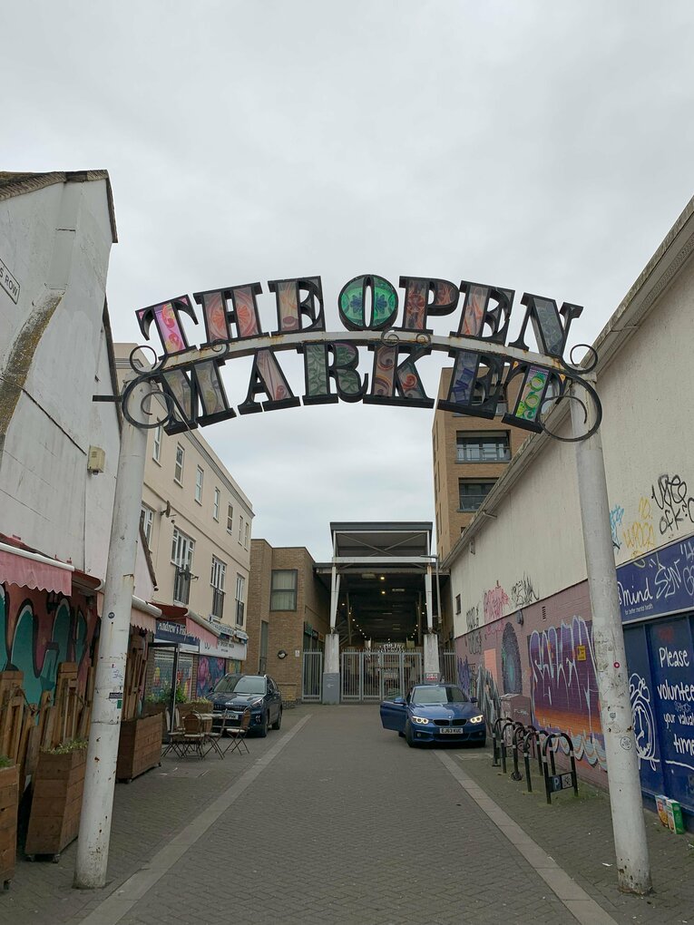 オシャレなブライトンの町並み　©Yoichi Igawa　