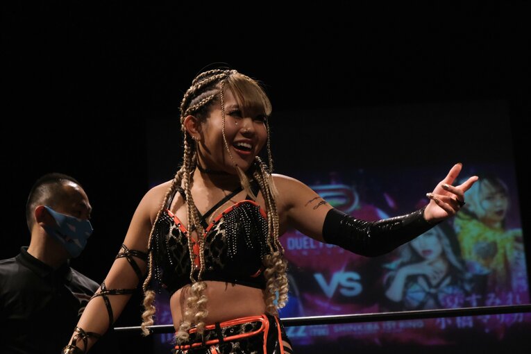 プロレス復帰後、現在の小橋マリカ。コスチュームは黒とヒョウ柄がモチーフに　©Norihiro Hashimoto