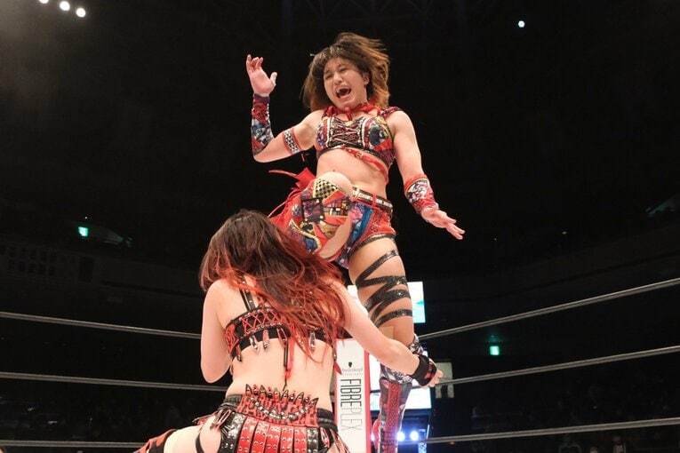 朱里vs林下詩美（2021年12月29日スターダム両国大会）　©Norihiro Hashimoto