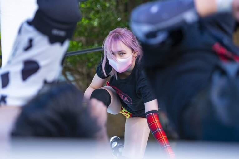慶應プロレス研究会“唯一の女子学生レスラー”無村架純が“男子相手”に闘う理由「木村花さんみたいに」《特別フォトインタビュー》(85)