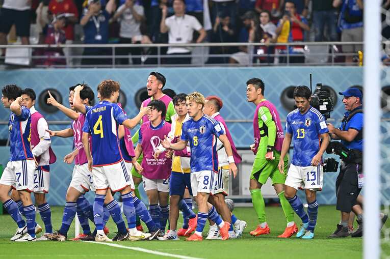 堂安のゴールシーン　©Takuya Kaneko/JMPA