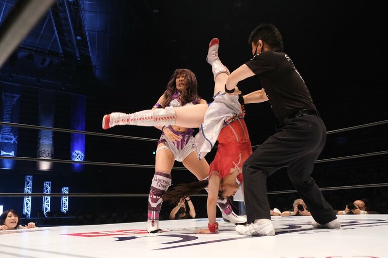 王者・AZMが「天才」と断言し溺愛する駿河メイ、その真の凄さとは？ ハイスピード王座戦で敗北もスターダムファンが熱狂した理由(18)