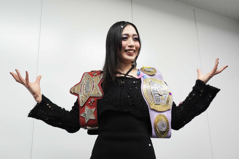 プロレス大賞MVPを獲得した上谷沙弥。12月16日、東京　©Essei Hara