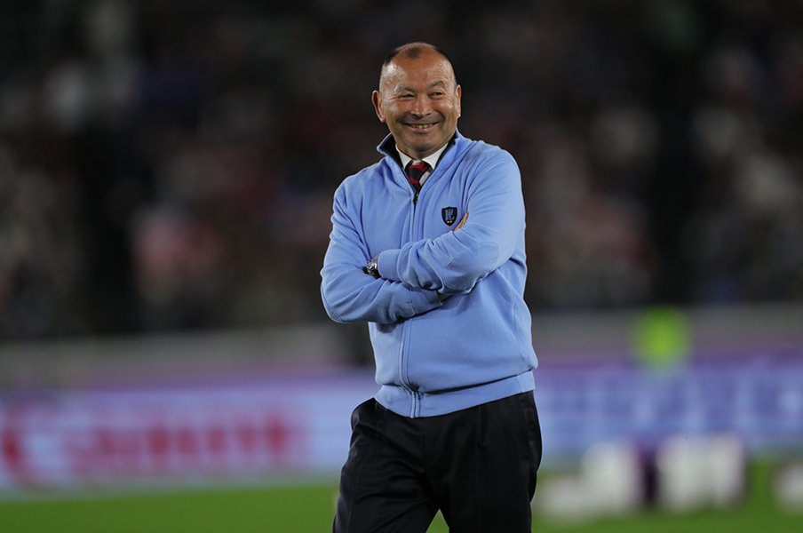 「ラグビーがサッカーから学べることとは?」エディーさんが明かした“王者リバプールとの親密な関係”<Number Web> photograph by Naoya Sanuki
