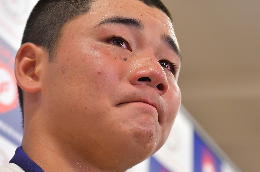 清宮はオヤジジャーナルの星だった。プチ鹿島7月のスポーツ新聞時評。<Number Web> photograph by Hideki Sugiyama