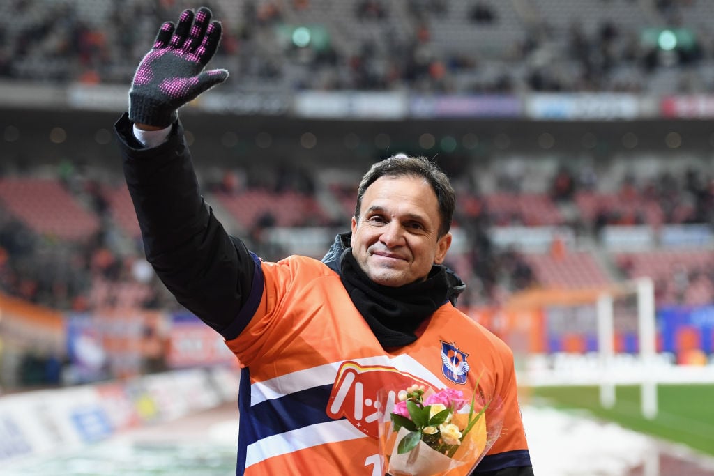 新潟で指揮官を務めた呂比須　©Getty Images