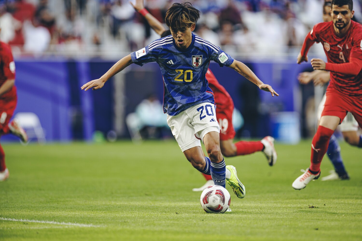 アジア杯にも出場した久保。冷静に考えると五輪招集は現実味に欠けるが……　©Kiichi Matsumoto