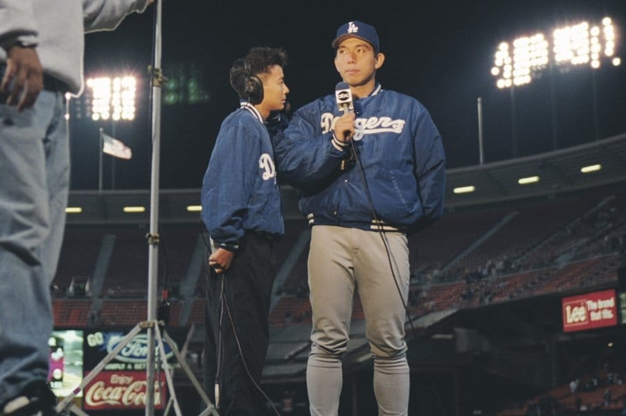 MLB最速で500奪三振に到達も、野茂英雄が口にした「メジャーはそんなに甘くない」…ドジャースの初代日本語通訳が明かす「NOMOフィーバーの裏側」＜Number Web＞ photograph by Koji Asakura