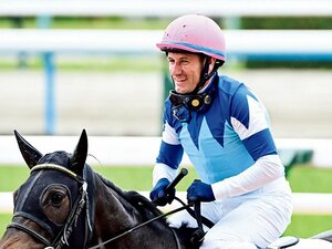 ミルコ・デムーロ「世界一の激戦区で心機一転。46歳で始めた大冒険」