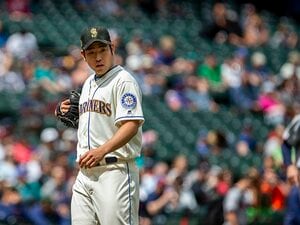 MLB屈指の理論派は高校野球を肯定。菊池雄星に秘伝を授けたバウアー。