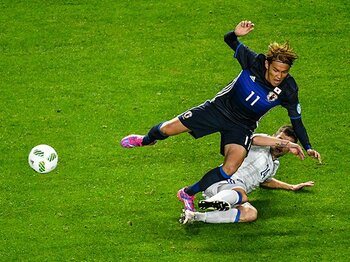 「バカ正直」ではW杯で勝ち上がれない。大勝と惜敗で揺れる日本代表の実力。＜Number Web＞ photograph by Takuya Sugiyama