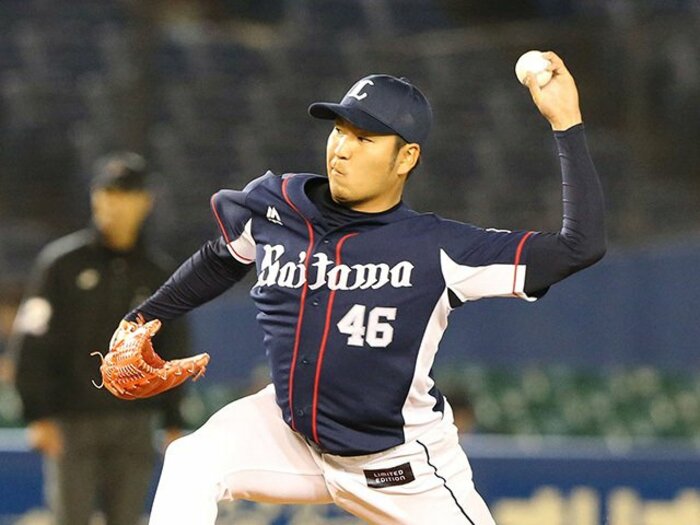 西武を支える“超安定”武隈祥太と“画面から消える”中崎雄太の変身。＜Number Web＞ photograph by NIKKAN SPORTS