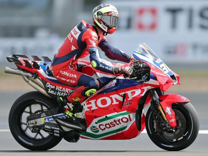 ホンダのMotoGPエンジンを外国人が設計…「エンジンのホンダ」が下した決断は吉か凶か？ 最速エンジンをつくったエンジニアの実力とは＜Number Web＞ photograph by Satoshi Endo