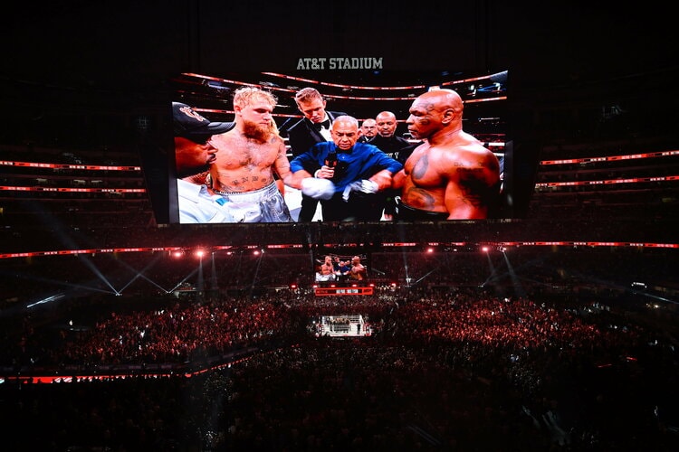 二度とリングに上げるべきではない」58歳マイク・タイソンの“懐メロ