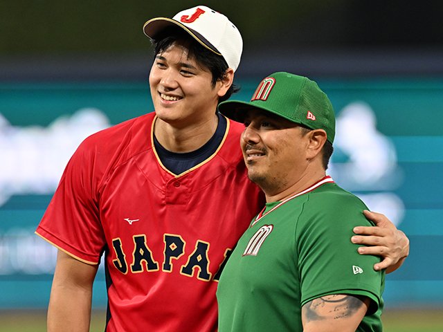 ウクライナ情勢 大谷翔平 WBC 選手Tシャツ アメリカ - 野球