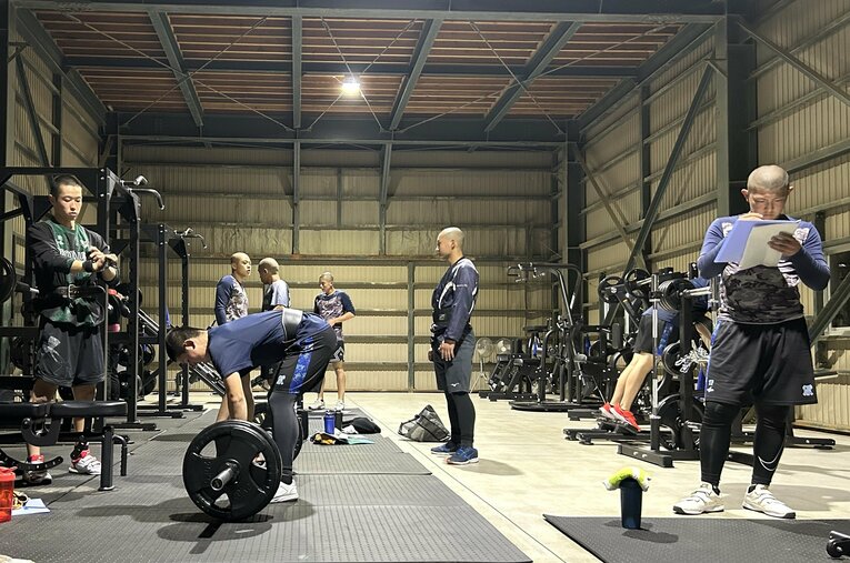 高校野球部の寮生活が思わぬ形で注目された2025年だが……甲子園経験校はどんな生活をしているのか ／ photograph by Jun Aida