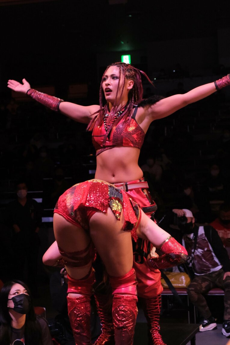 「女子プロレスを背負って立つ」スターダム王者・朱里が語る“朱いベルト”への思い…岩谷麻優戦で「ドローは絶対に嫌だった」理由とは？(25)