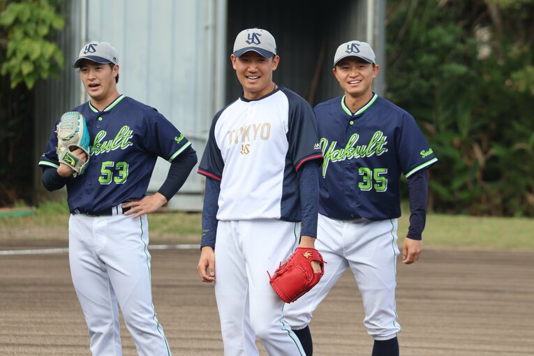 キャンプでの奥川　©Fumi Sawai