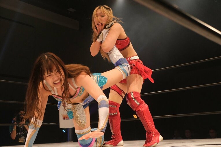 「高校に行く時間がもったいない」16歳の女子レスラーに師匠もビックリ「お前バケモノだな」 姉超えを誓う、稲葉あずさの“青天井の可能性”(63)