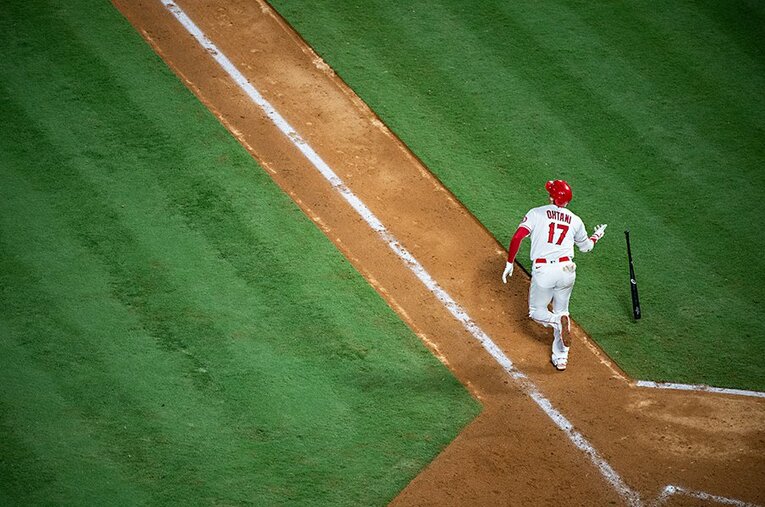 大谷翔平はメジャーリーグの概念を大きく変えた。そういう功績も称えての満票MVPだったのだろう ／ photograph by Nanae Suzuki