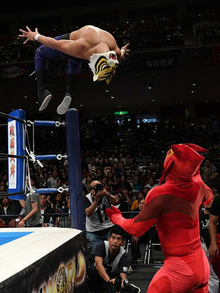 新タイガーマスクWの危険な仮面。「失敗しない男」が遭遇した問題点。(2)