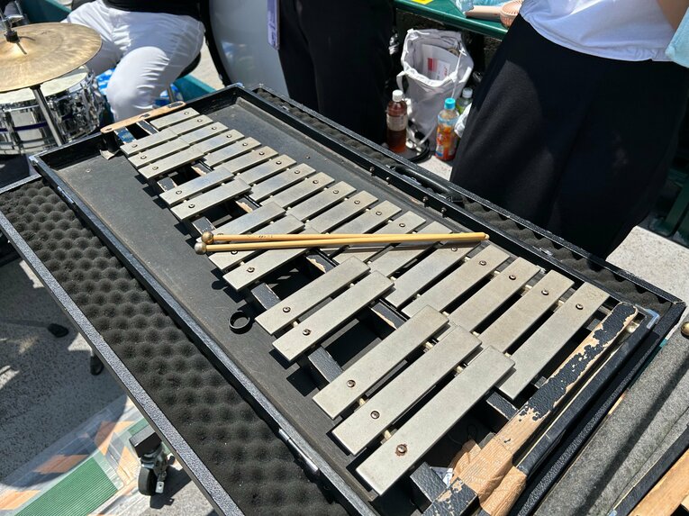 こちらも極めて熱くなる鉄琴　©Yukiko Umetsu