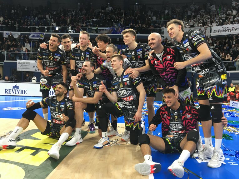 世界クラブ選手権に向けてブラジルへ移動したペルージャ。日本時間17日深夜には大阪ブルテオンと対決する　©︎Takashi Yuge