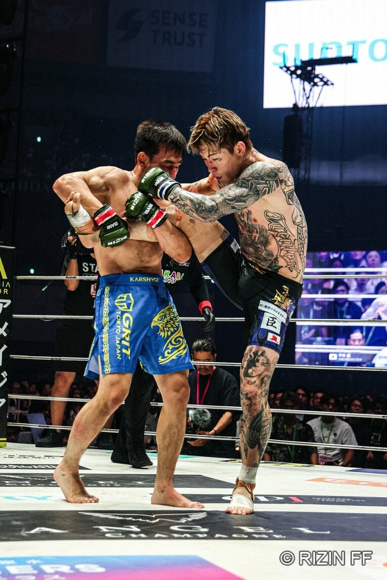 『超RIZIN.5』平本蓮vs.カルシャガ・ダウトベック　©RIZIN FF
