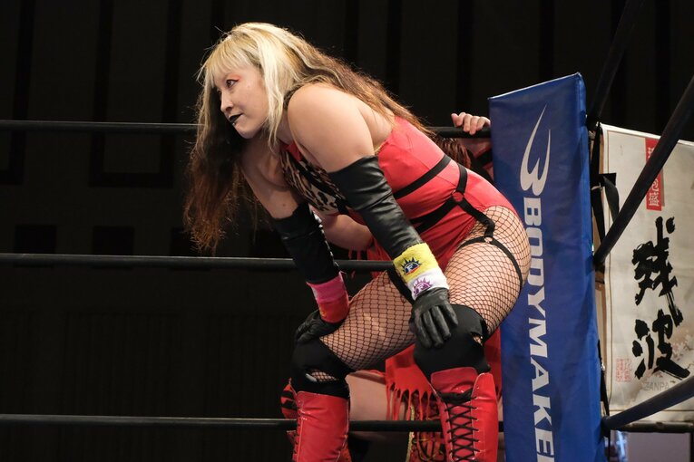 〈米軍基地で試合も〉沖縄唯一のプロレス団体『琉球ドラゴンプロレス』って何？ リングネームはグルクンマスク、首里ジョーなど(24)