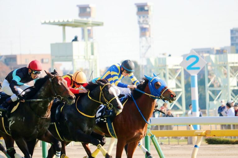 競馬場にて　©Yukino