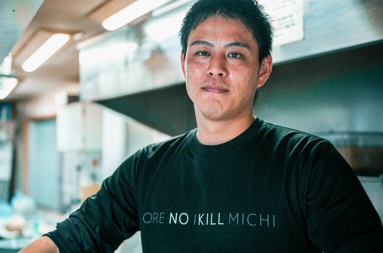 プロ野球を引退しラーメン店主となった小林公太 ／ photograph by Takuya Sugiyama