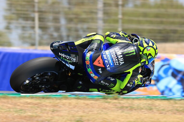 photograph by Satoshi Endo