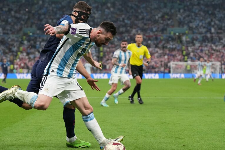 メッシがグバルディオルを“子ども扱い”したスーパーアシスト（全27枚）　©Kaoru Watanabe/JMPA