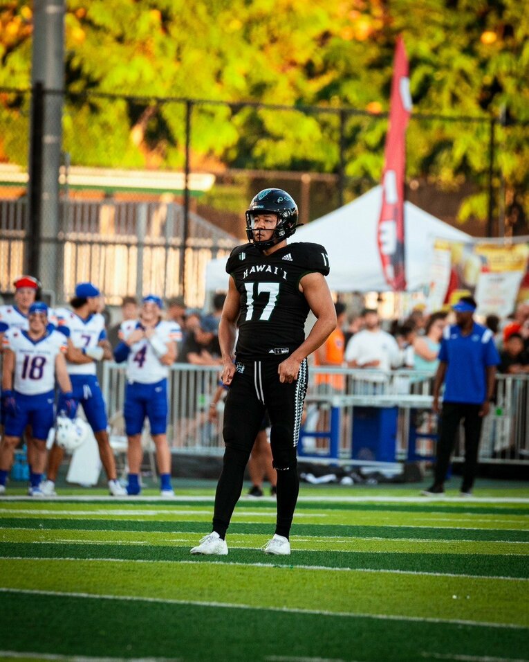 編入2年目からはハワイ大チームの正キッカーとして活躍している松澤／本人提供