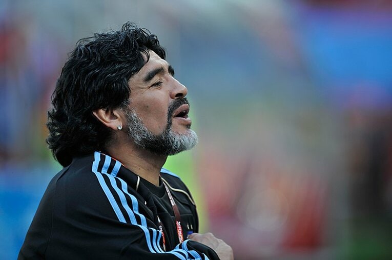 毀誉褒貶が激しかったマラドーナだが、それだけ世間が彼の人間性に注目していた証でもある ／ photograph by Takuya Sugiyama/JMPA