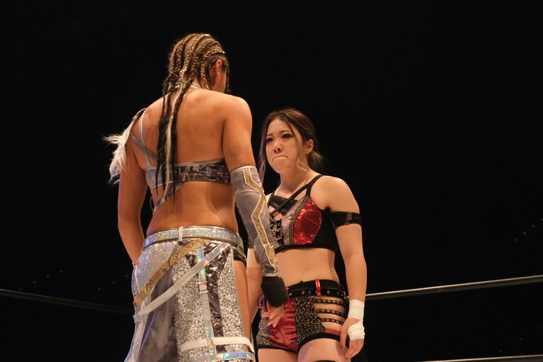 殴り続けた鈴季すず、抱きしめたジュリア…スターダムリーグ戦“最大のカード”は何を残したか？「本当の姉妹」「憎しみは晴れた」(25)