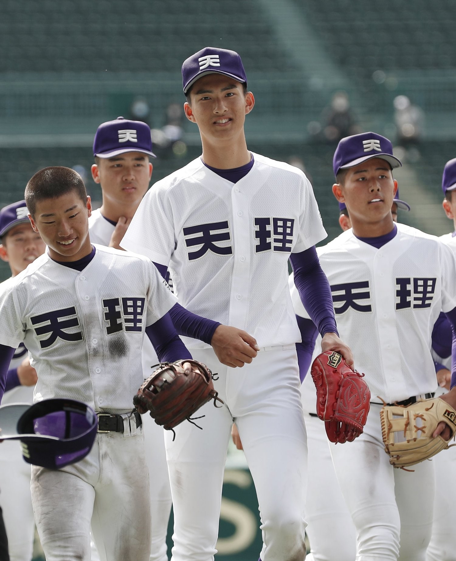 ドラフト目玉ベスト3 投手編(1)天理高・達孝太投手(193cm85kg・右投右打) ©KYODO